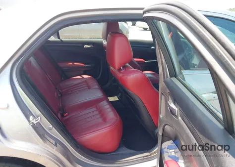 2013 Chrysler 300 300S из США, поврежденный, VIN 2C3CCABT3DH698580